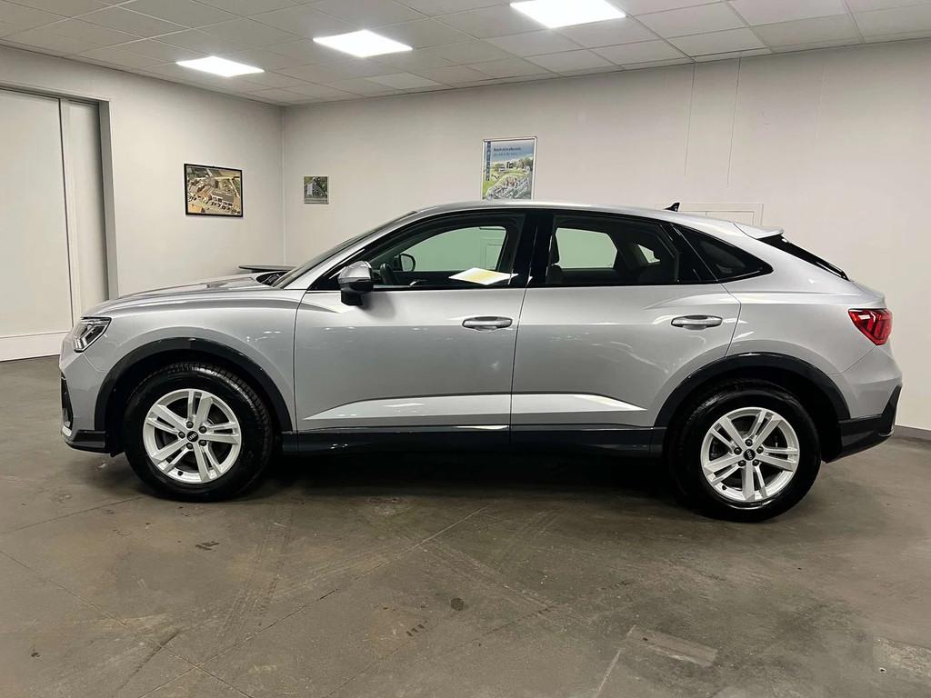 Audi Q3 Sportback 35 TFSI STRONIC (automatique), Argent ou Gris, Entreprise, Noir, 5 portes