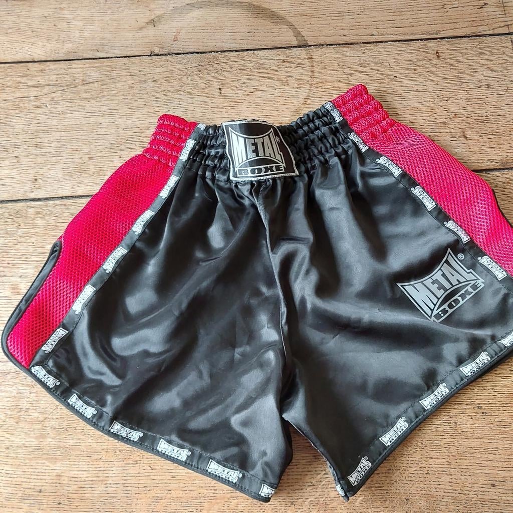 Short metal boxe neuf, Sports & Fitness, Taille L