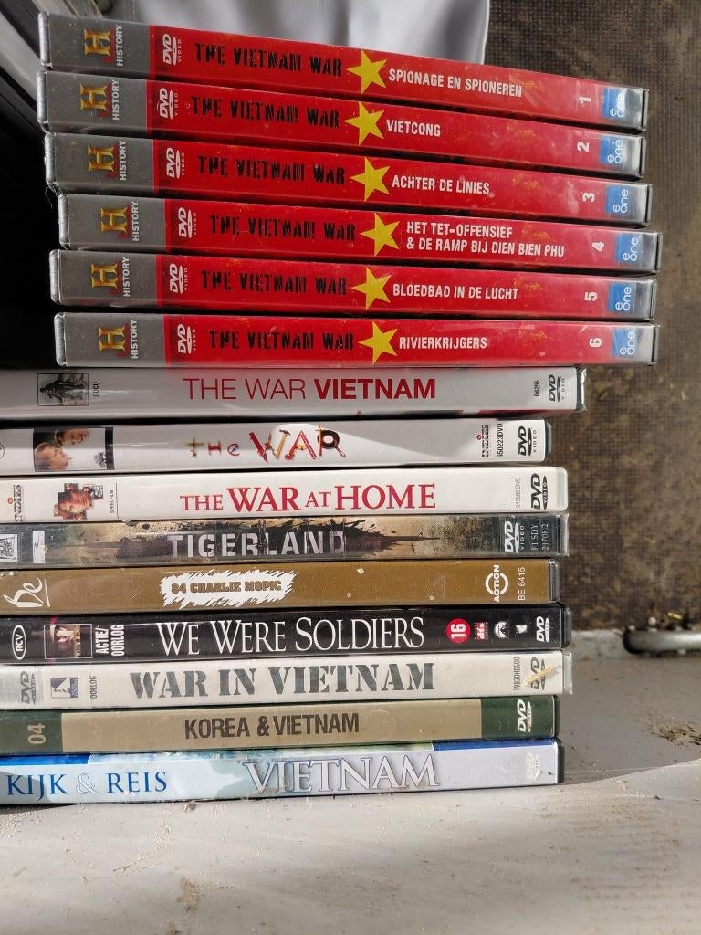 Vietnam films (alles in 1 keer weg), CD & DVD, DVD | Action, Neuf, dans son emballage, Guerre, Tous les âges, Enlèvement ou Envoi