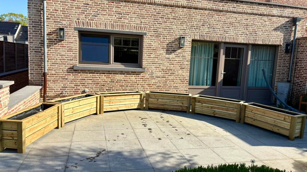 Houten plant en bloembakken, Enlèvement