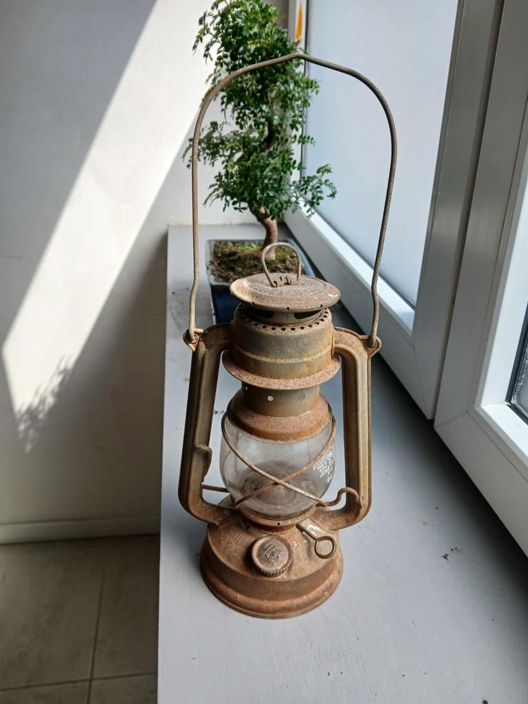 antieke Feuerhand No. 275 stormlantaarn, Ophalen, Glas