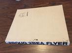 Proud to be a Flyer (2003), Enlèvement, Comme neuf, Autres sujets/thèmes