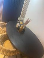 Eettafel te koop, Muziek en Instrumenten, Snaarinstrumenten | Gitaren | Elektrisch, Ophalen, Zo goed als nieuw