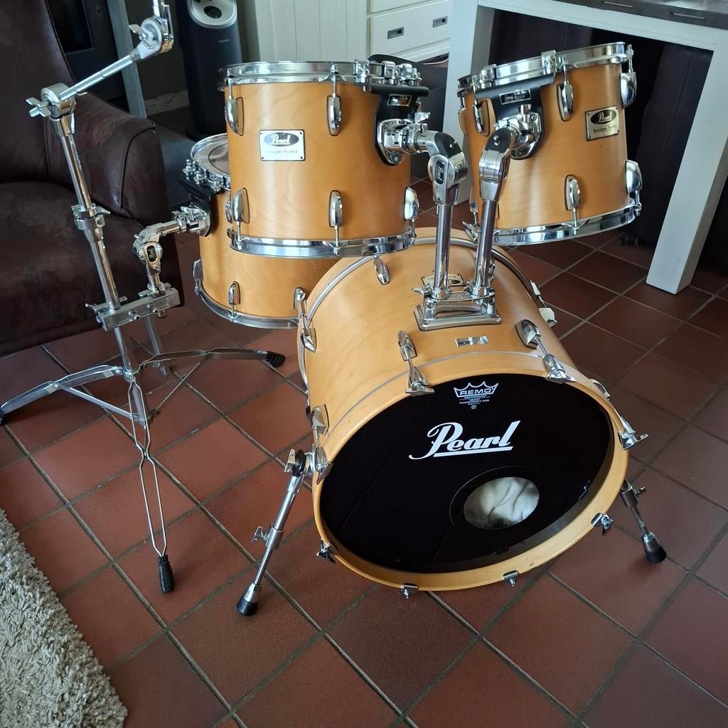 Pearl session series drumstel met 20 inch basdrum in zgst, Ophalen, Zo goed als nieuw