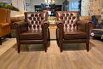2 x originele engelse chesterfield fauteuils antiek bruin, Huis en Inrichting, Ophalen of Verzenden, Leer