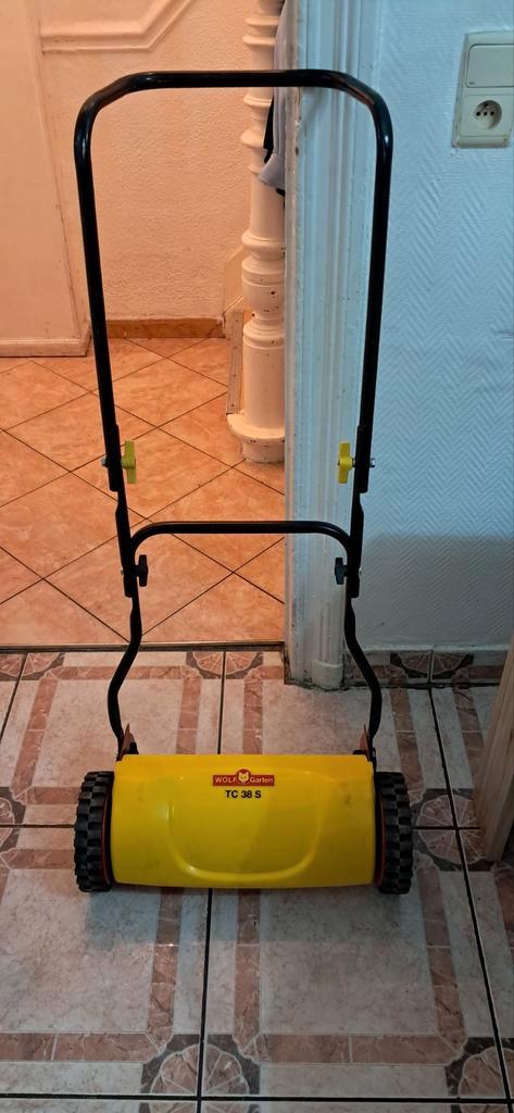 Handmatige grasmaaier Wolf Garten, 5 maainiveaus, Tuin en Terras, Hand-tuingereedschap, Zo goed als nieuw, Ophalen of Verzenden