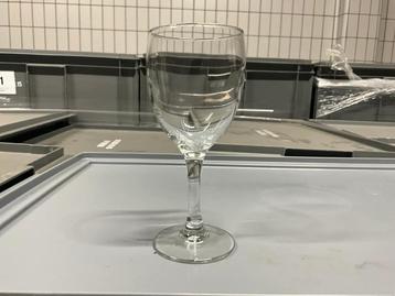LOT DE 1250 VERRE A VIN NEUF A SAISIR beschikbaar voor biedingen