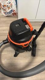 Aspirateur BLACK+DECKER, Enlèvement, Utilisé, Machine de nettoyage à brosse