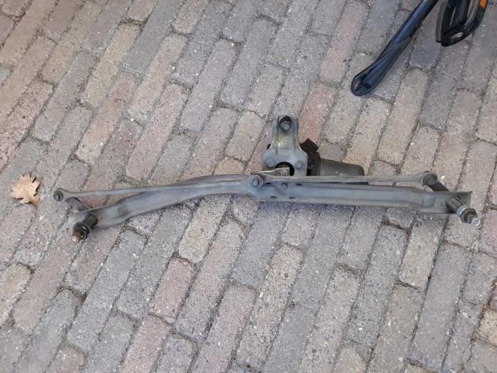 Ruitenwissermechaniek met motor VW Golf 2, Auto-onderdelen, Ruiten en Toebehoren, Oldtimer onderdelen, Volkswagen, Nieuw, Ophalen of Verzenden