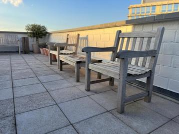 Teakhouten set (bank + fauteuils + tafel) beschikbaar voor biedingen