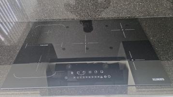 Taque induction, Electroménager, Encastré, Comme neuf, Enlèvement, Induction