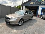 Skoda Octavia Schade wagen 1.6tdi 155000km airco navi, Voorwielaandrijving, Euro 5, Stof, 4 cilinders
