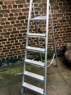 Lader met 6 treden in nog zeer goede staat, Ophalen, Zo goed als nieuw, Ladder, Opvouwbaar of Inschuifbaar