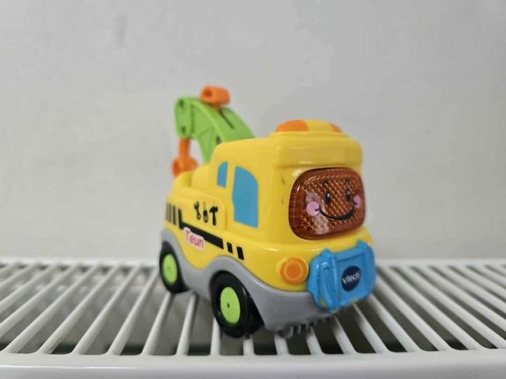 9 toet toet auto's, Kinderen en Baby's, Speelgoed | Vtech, Zo goed als nieuw, 6 maanden tot 2 jaar, Ophalen