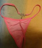 Roze string met zilveren sluiting achterkant, Kleding | Dames, Ophalen of Verzenden, Roze, String