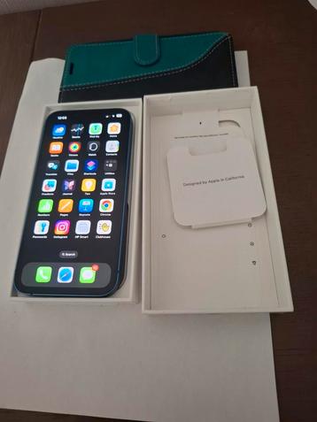 Iphone13 met garantie+ Hoesje beschikbaar voor biedingen