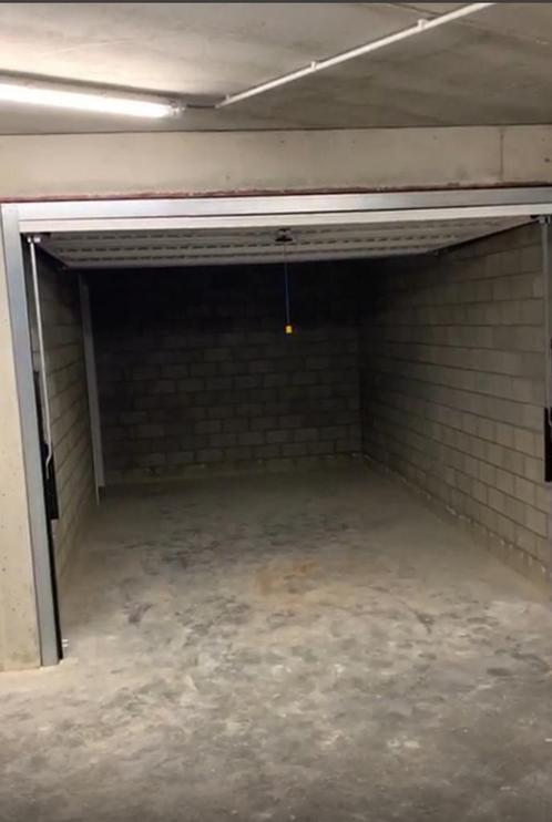 Garage + berging: ( Oude bosuilbaan ), Immo, Garages en Parkeerplaatsen, Provincie Antwerpen