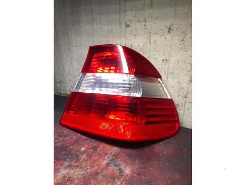 Achterlicht rechts van een BMW 3-Serie, Auto-onderdelen, Verlichting, BMW, Gebruikt, 3 maanden garantie, Ophalen of Verzenden