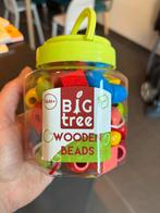 Doosje met houten kralen en koordjes, Kinderen en Baby's, Ophalen, Nieuw