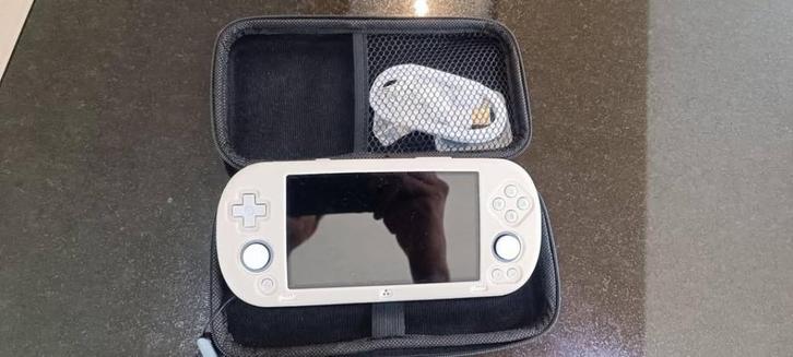 Trimui Smart Pro + microsd, Consoles de jeu & Jeux vidéo, Consoles de jeu | Autre, Neuf, Enlèvement