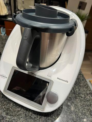 Thermomix TM6 beschikbaar voor biedingen