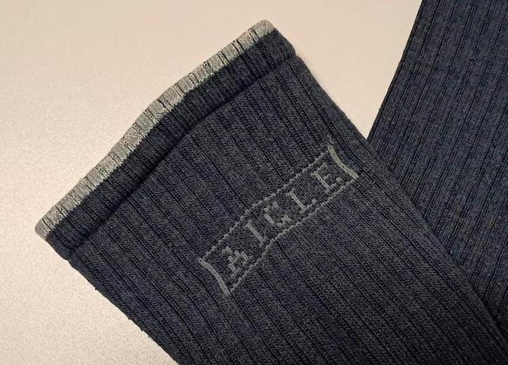 🎁 2 paires de chaussettes AIGLE, Vêtements | Hommes, Chaussettes & Bas, Porté, Taille 39 à 42, Bleu, Envoi