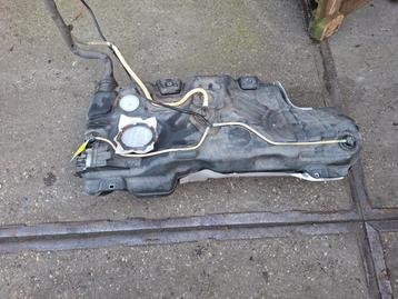 Tank van een Volkswagen Golf beschikbaar voor biedingen