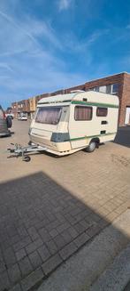 Chateau La Car 330
MTM 750kg, Caravans en Kamperen, Caravans, Tot en met 3, Particulier, 2 aparte bedden, 500 - 750 kg