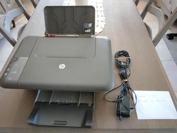 Imprimante jet de bureau HP 2050 tout-en-un avec cartouches, Enlèvement, Comme neuf, Imprimante