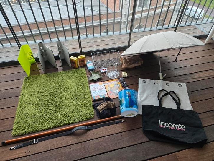 Alles wat op de grond ligt circa 25 stuks, Huis en Inrichting, Overige Huis en Inrichting, Zo goed als nieuw, Ophalen of Verzenden