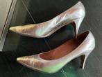 Vintage Gouden pumps Revel maat 38, Kleding | Dames, Ophalen, Revel, Overige kleuren, Gedragen