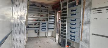 Bestelbus inrichting beschikbaar voor biedingen