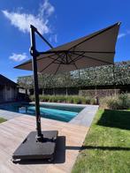 Zweefparasol Bristol 3x4m + betonvoet+ hoes, Ophalen, Gebruikt, Zweefparasol, 3 tot 4 meter
