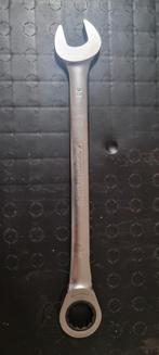 Clé a cliquet de 30, Enlèvement