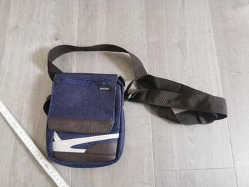 Newfeel jeans heuptasje beschikbaar voor biedingen