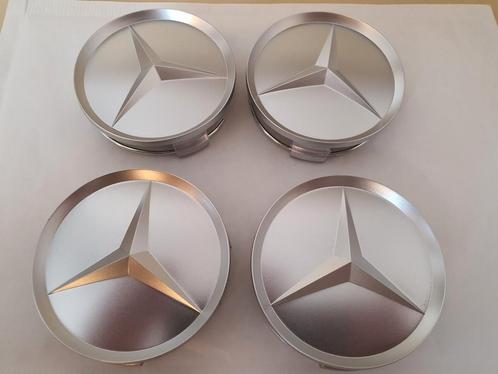 Mercedes mat zilver wieldoppen naafdoppen dia 75 mm, Auto diversen, Wieldoppen, Nieuw, Ophalen of Verzenden