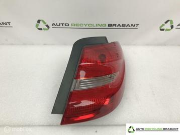 Achterlicht Rechts Mercedes B klasse  W246  A2468200264 beschikbaar voor biedingen