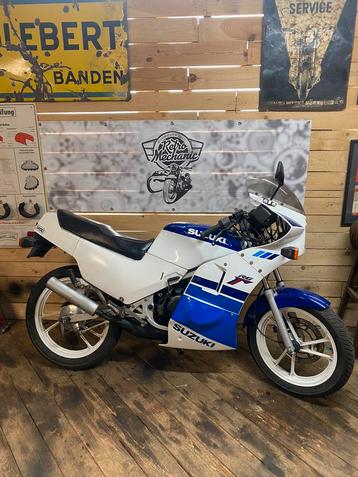 Suzuki RG125  beschikbaar voor biedingen