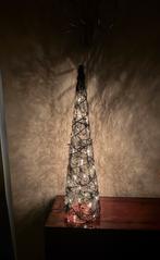 Piramide zilveren kerstboom met lichtjes, Diversen, Kerst, Ophalen, Zo goed als nieuw