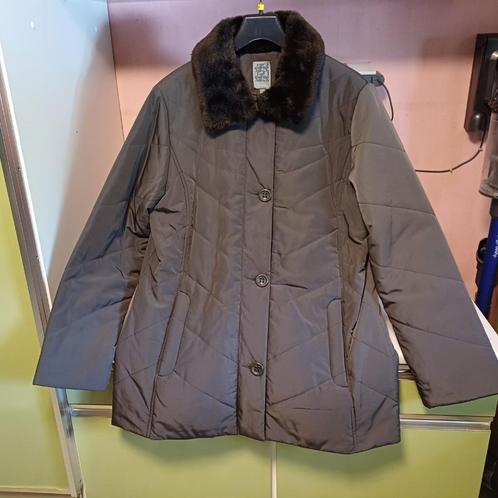 Lange jas maat 42/44, Kleding | Dames, Jassen | Winter, Ophalen of Verzenden