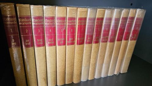 STANDAARD ENCYCLOPEDIE 13 delig + Atlas, Boeken, Encyclopedieën, Zo goed als nieuw, Complete serie, Algemeen, Ophalen