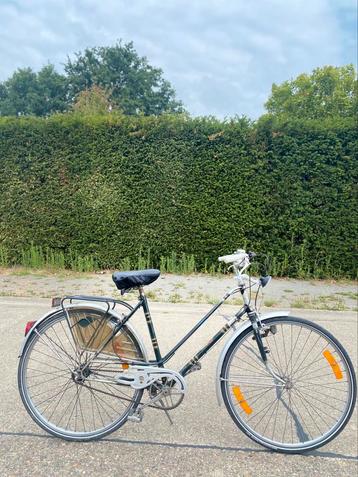Damesfiets 3 versnellingen 26” RIJKLAAR beschikbaar voor biedingen