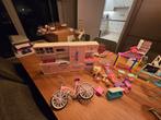 Super grand lot de jouets Barbie, Enfants & Bébés, Enlèvement