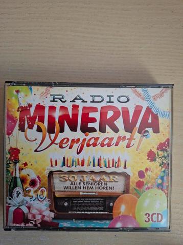 3cd box. Radio Minerva verjaart. beschikbaar voor biedingen