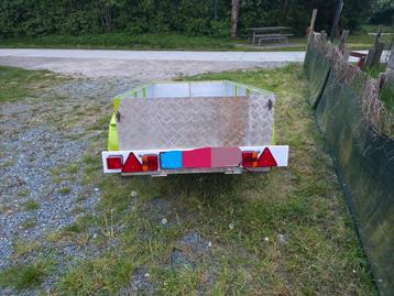 Moto remork te koop of te ruilen beschikbaar voor biedingen
