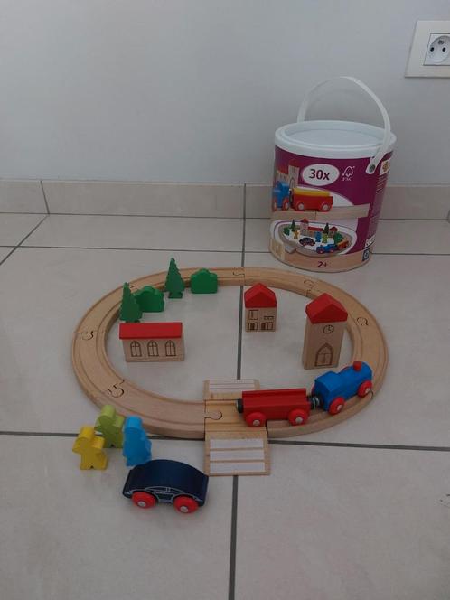 Houten speelset trein, Enfants & Bébés, Jouets | Jouets en bois, Comme neuf, Jouet à Pousser ou Tirer, Enlèvement ou Envoi