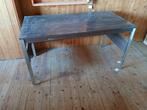 Stevige tafel met metalen onderstel, Huis en Inrichting, Ophalen, Gebruikt
