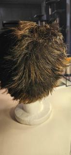 7 Mooie bijna nieuwe pruiken, Ophalen