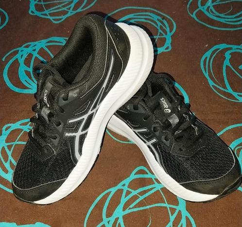 Kinder loopschoenen, Kinderen en Baby's, Kinderkleding | Schoenen en Sokken, Zo goed als nieuw, Ophalen