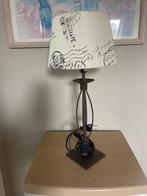 Jolie lampe à poser !, Enlèvement, Comme neuf, Rustique, Moins de 50 cm